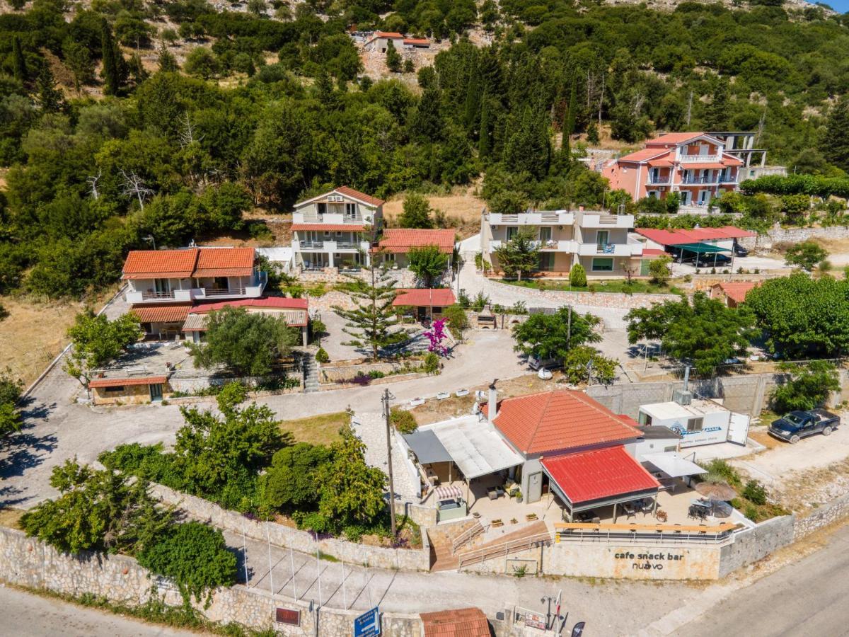 Minas Apartments Divarata ภายนอก รูปภาพ