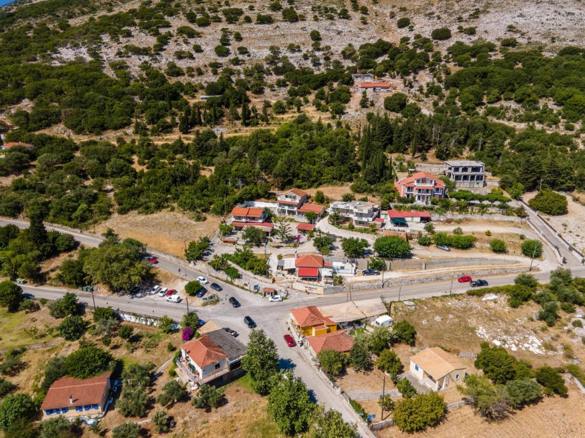 Minas Apartments Divarata ภายนอก รูปภาพ
